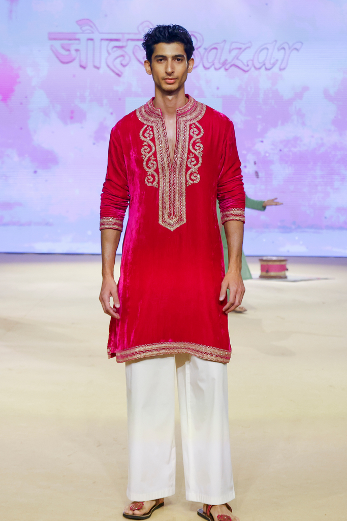 GULABI GULAAL KURTA SET