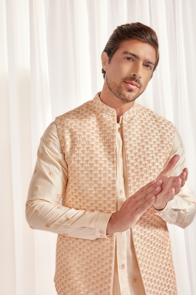 SHORT OPEN BANDI SET WITH KURTA AND SLIM PANT