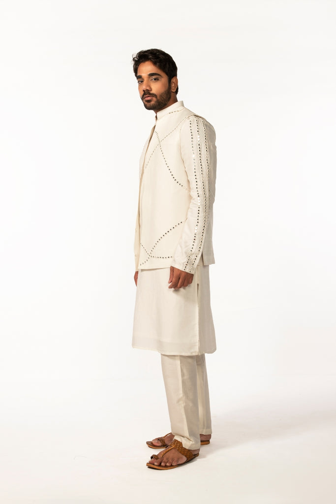 IVORY MIRROR BUNDI WITH IVORY SLEEVE MIRROR KURTA