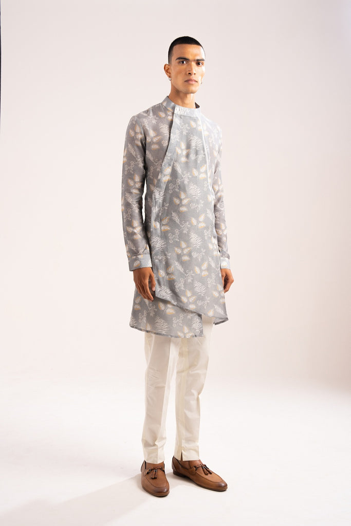 MOUNTAIN ASH PLEATED KURTA PAJAMA SET