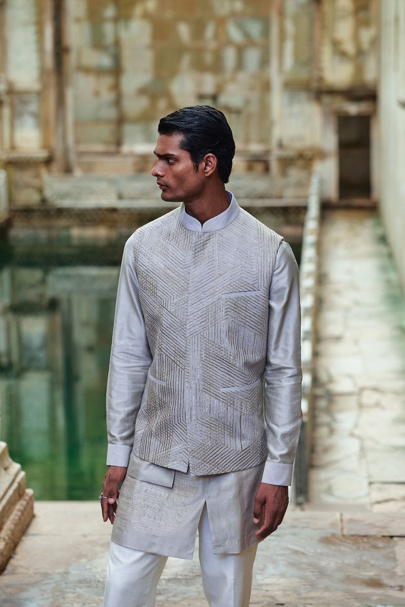 EMBROIDERED FRONT OPEN JAWAHAR JACKET