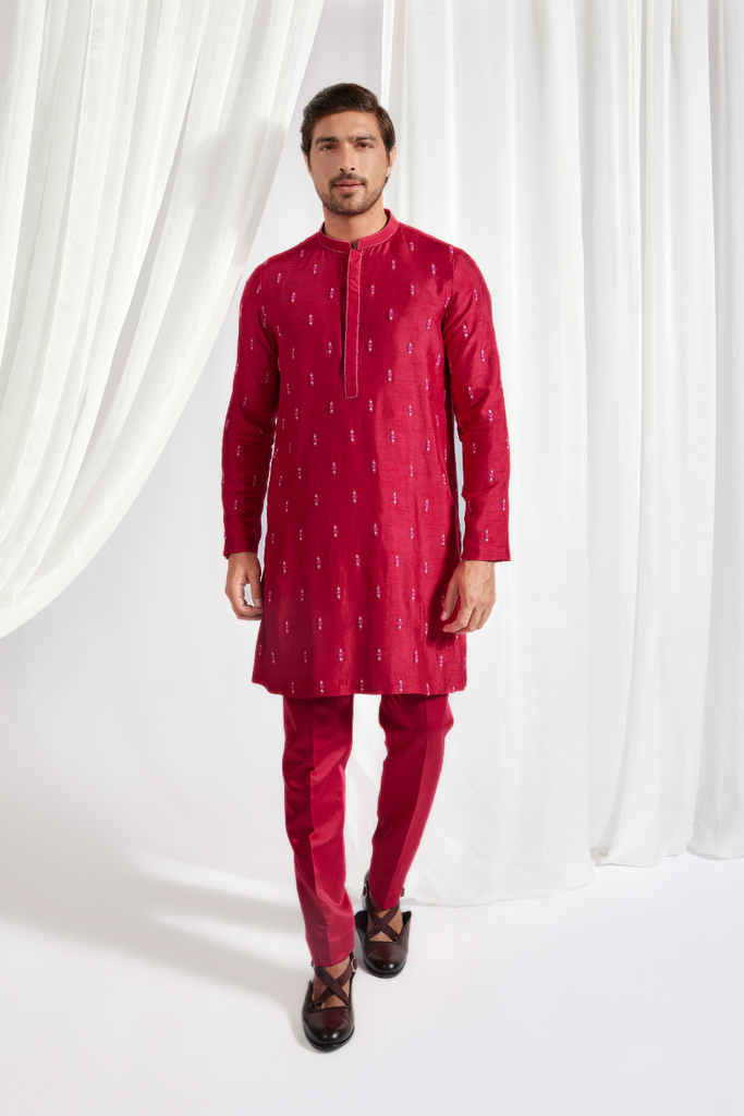 SHORT BANDI SET WITH KURTA AND SLIM PANT