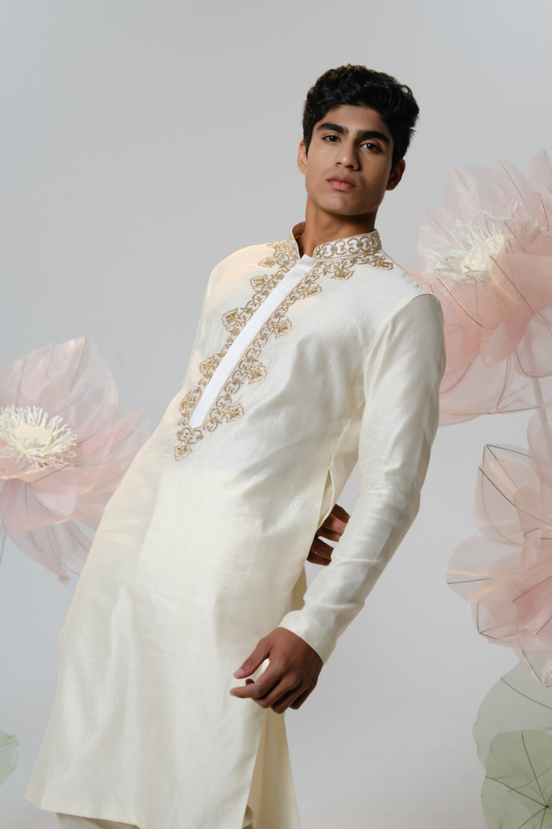 GOLD ORNATE KURTA SET