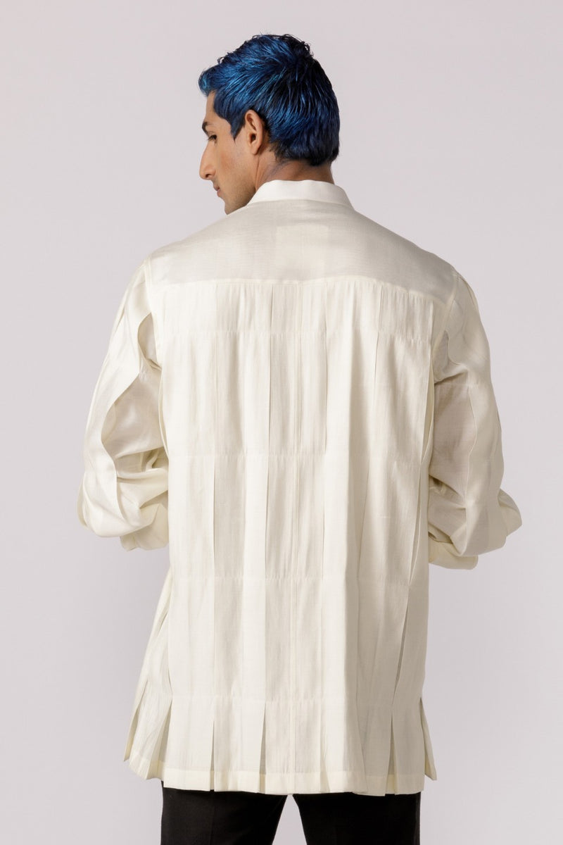 BOX PLEATED MANDARIN COLLAR SHIRT