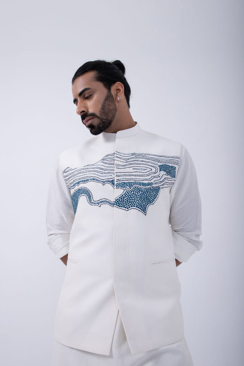 IVORY KURTA SET WITH IVORY PLACMENT ABSTRACT EMBRIODERD BUNDI