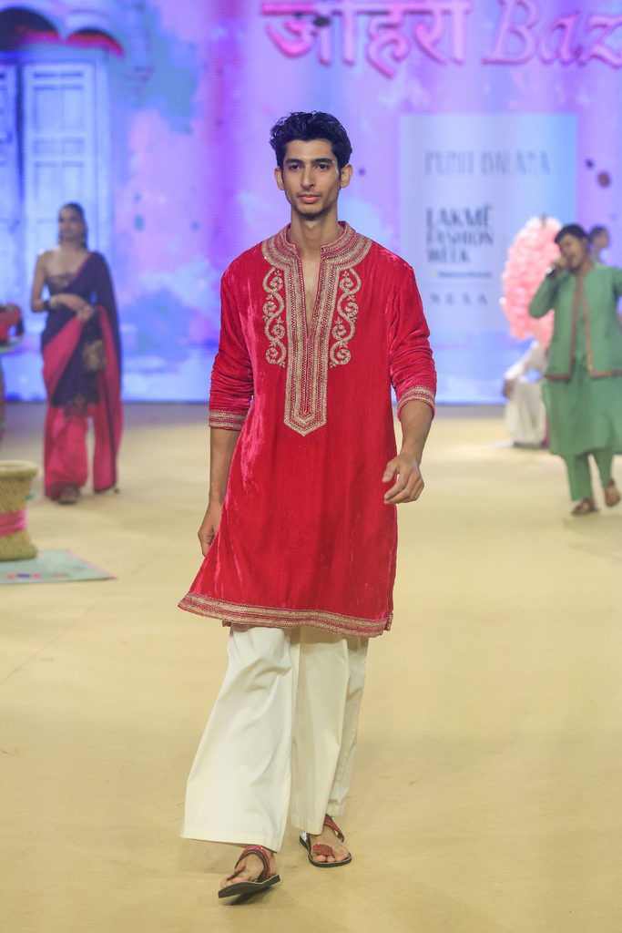 GULABI GULAAL KURTA SET