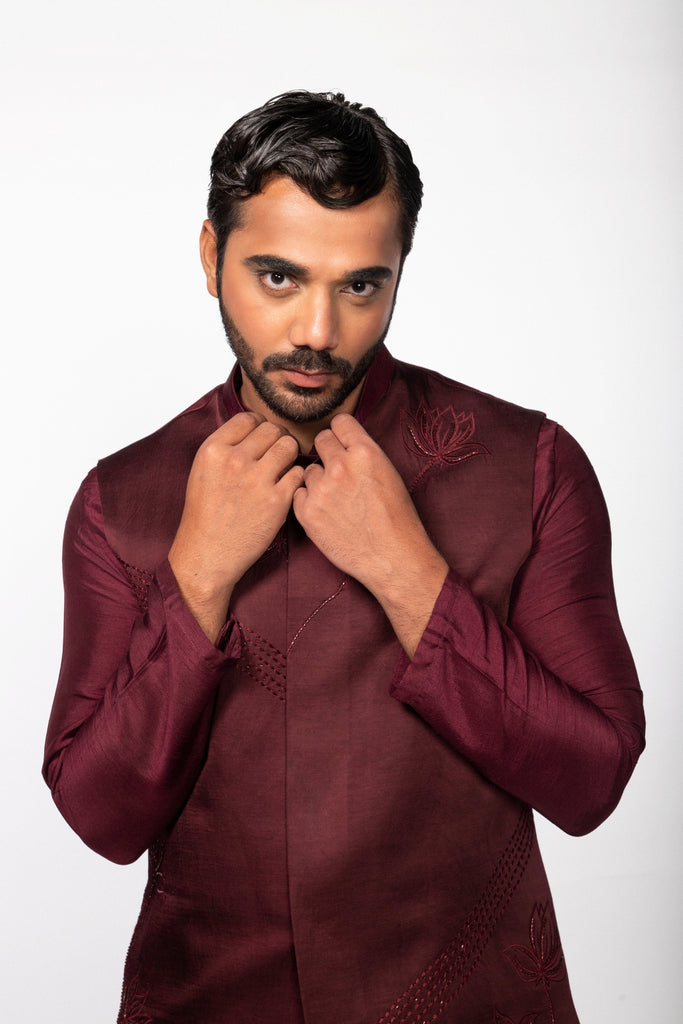 WINE LOTUS BUNDI WITH WINE PINTUCK KURTA