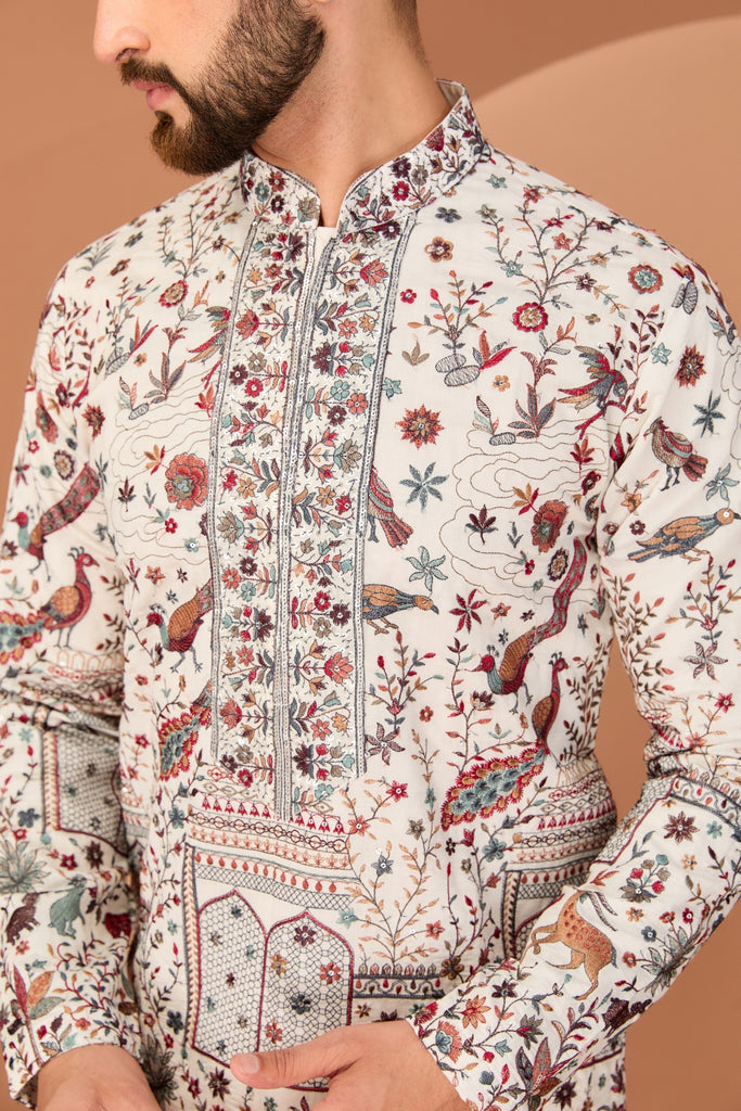 WHITE KURTA WITH FLORA-FAUNA MOTIFS