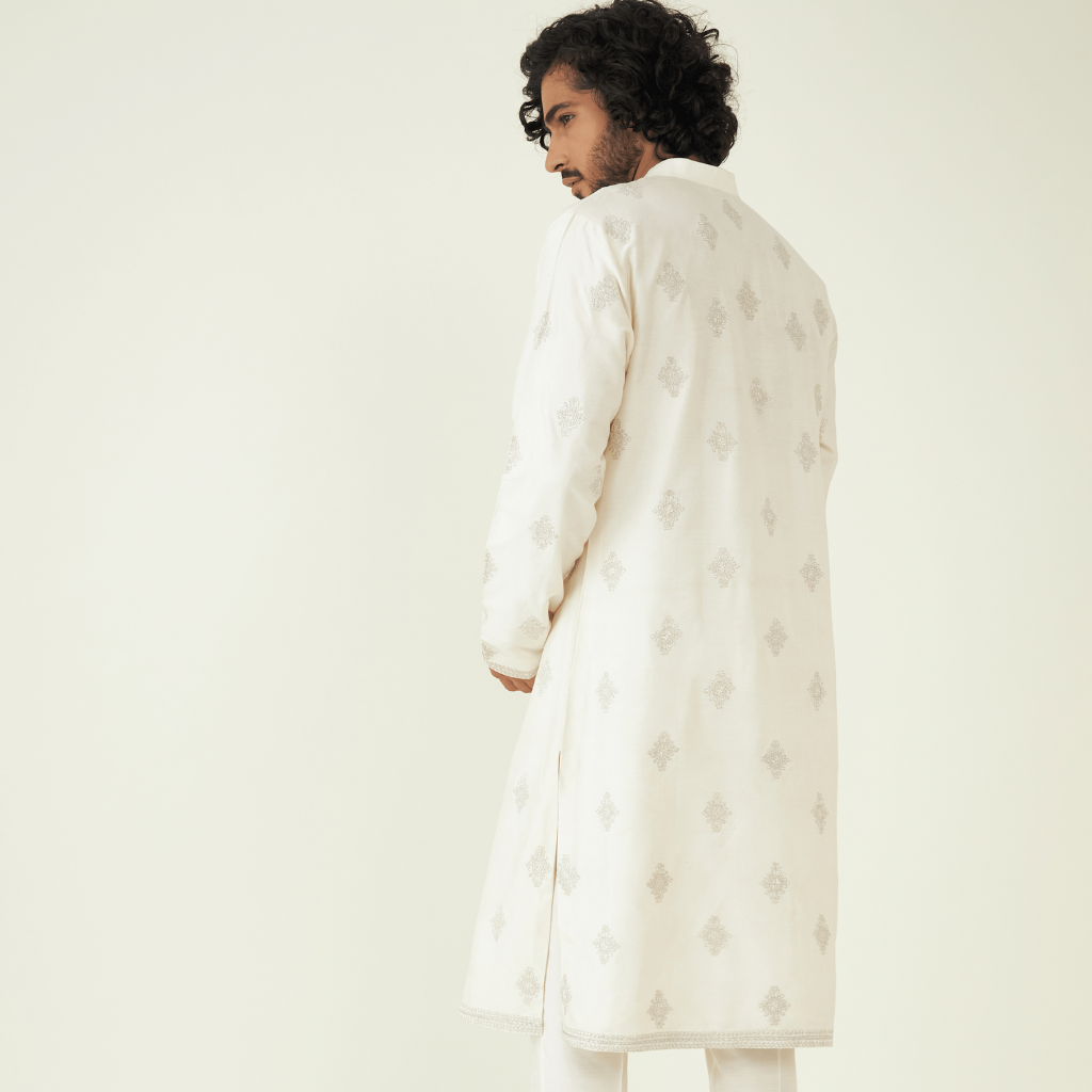 MAAHRU KURTA SET