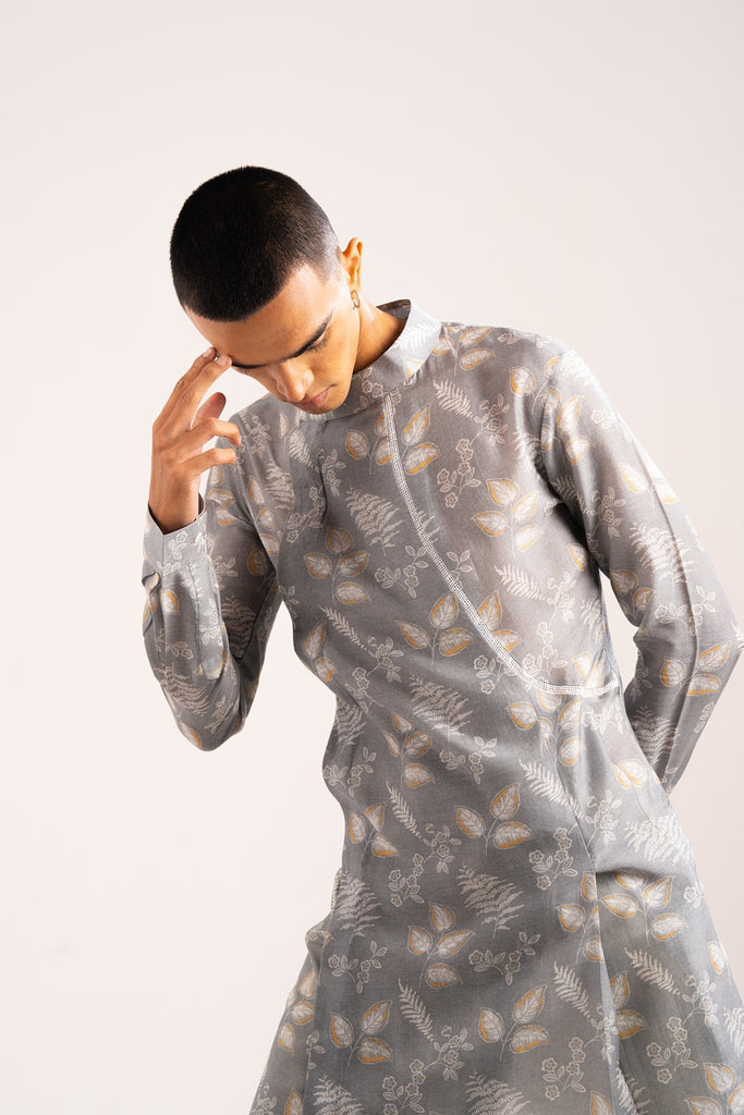 MOUNTAIN ASH PLEATED KURTA PAJAMA SET