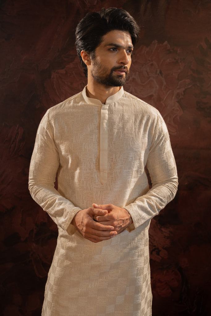 OFFWHITE TEXTURED KURTA SET