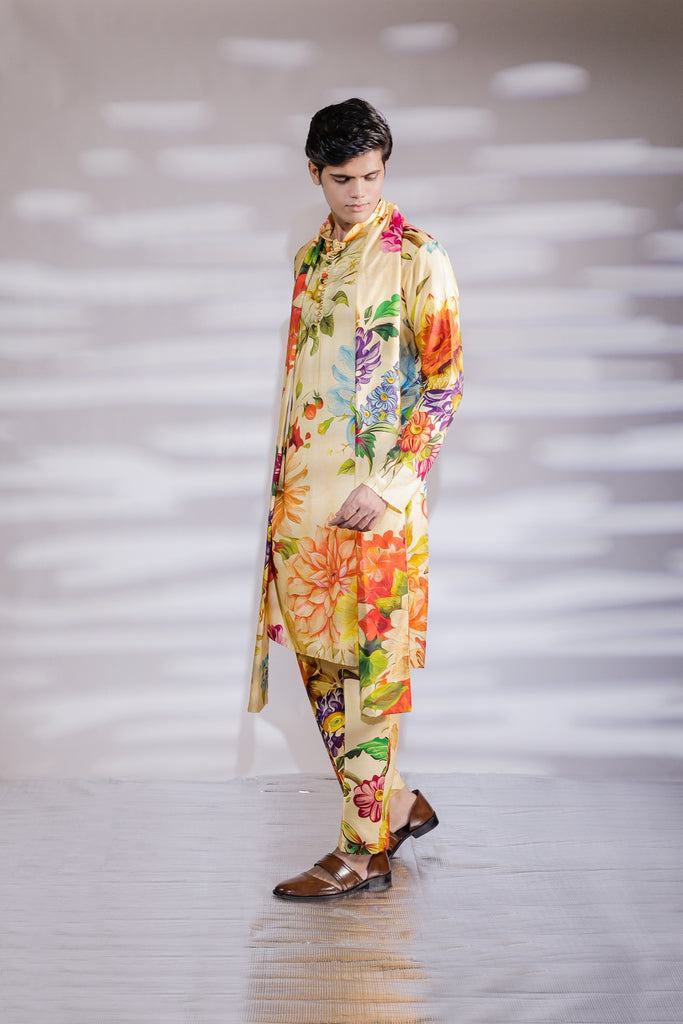 SHAFAQAT PRINTED KURTA AND STOLE SET