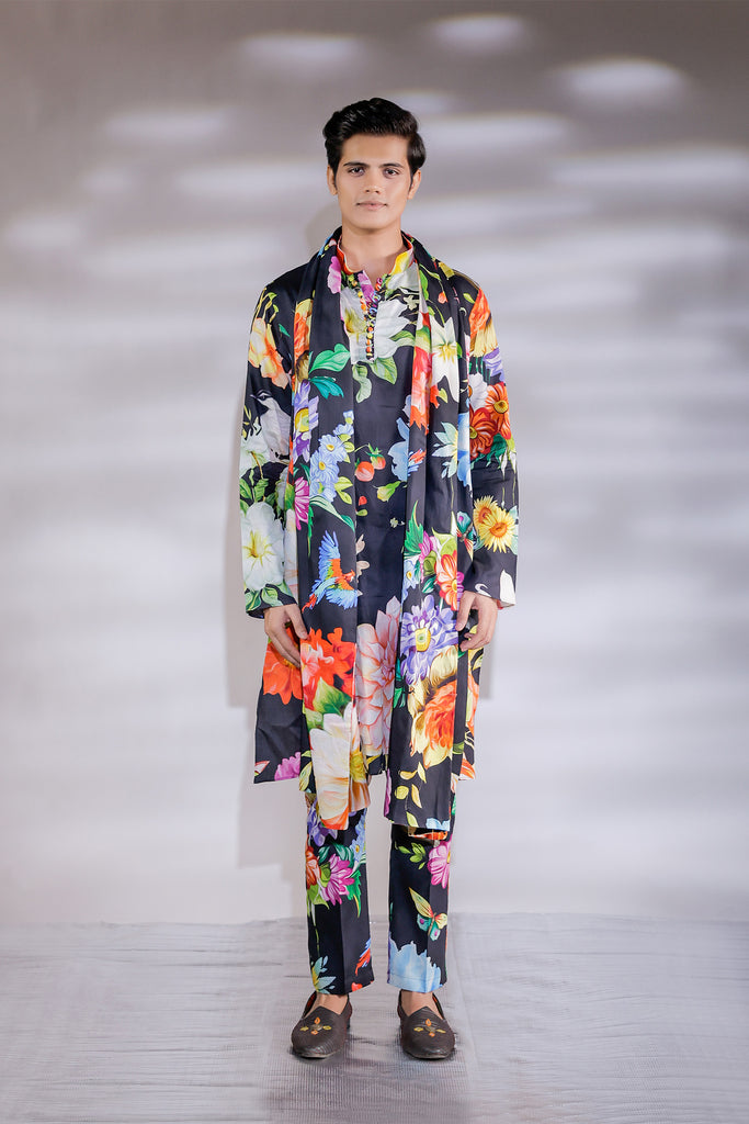 RIWAAYAT PRINTED KURTA PAJAMA WITH STOLE SET