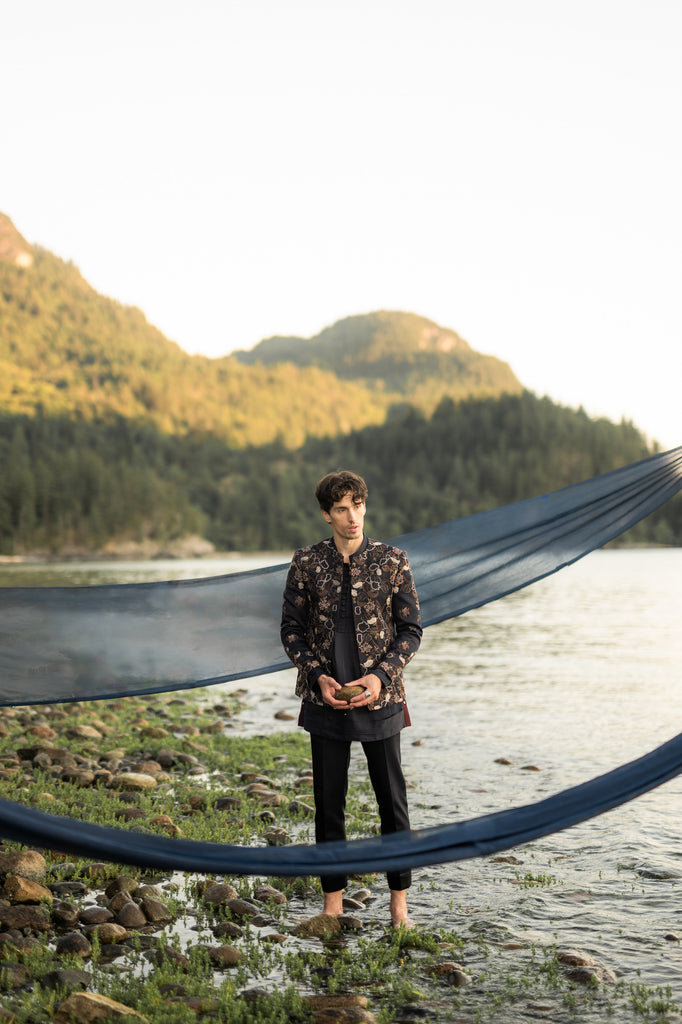 MIDNIGHT CANYON SHORT JACKET SET