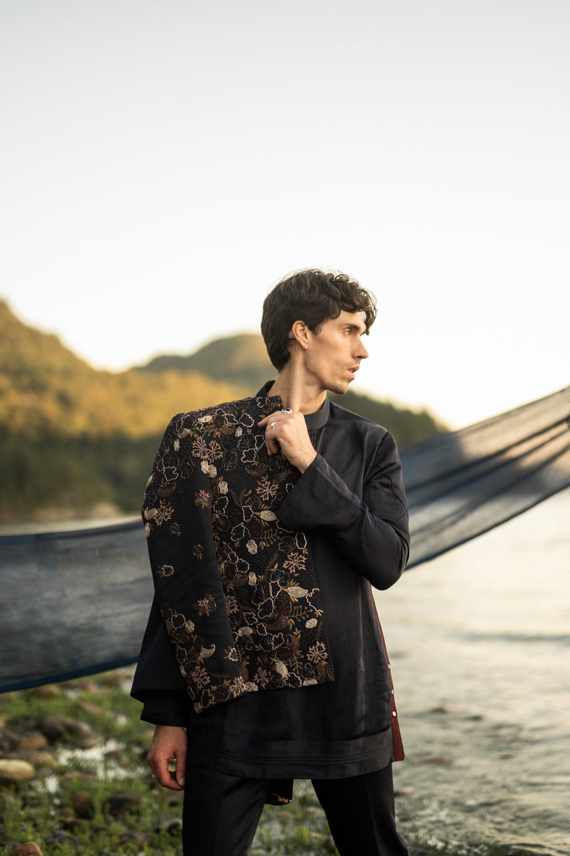 MIDNIGHT CANYON SHORT JACKET SET