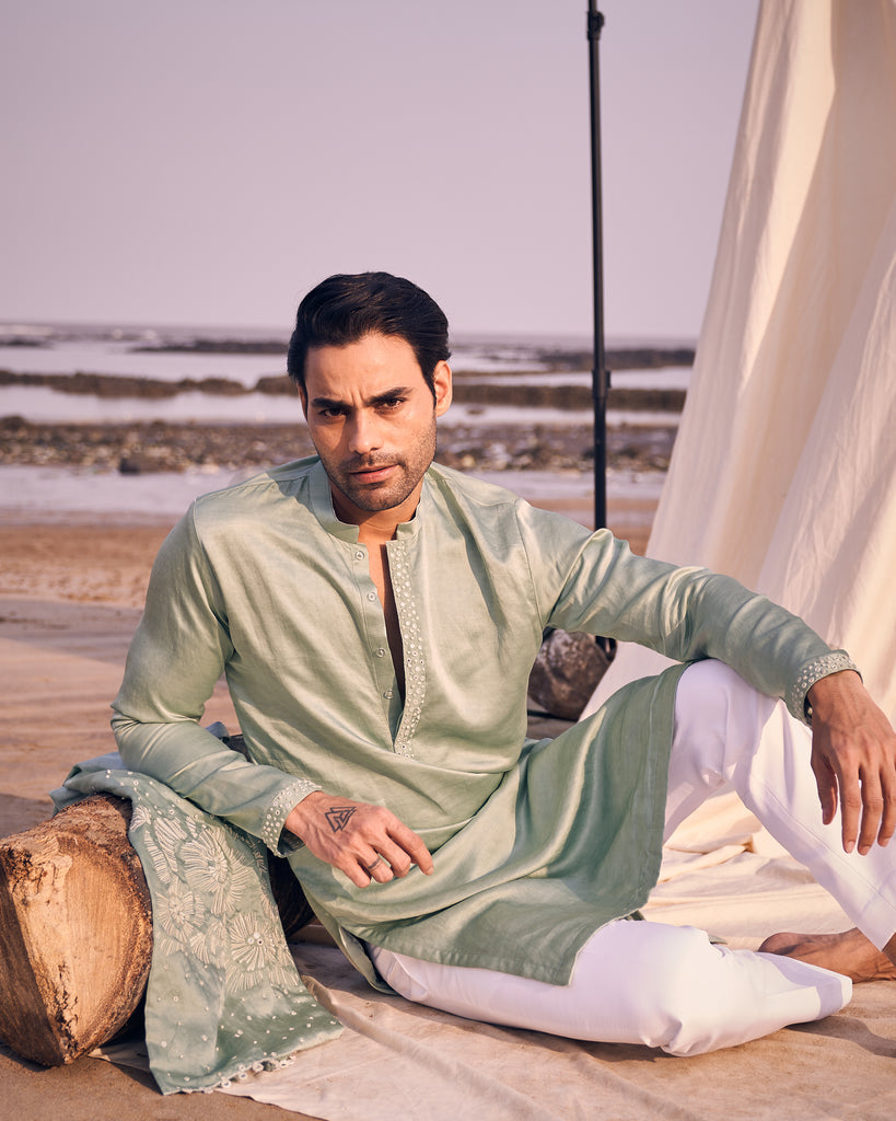 MIRROR TASSEL KURTA DUPATTA SET