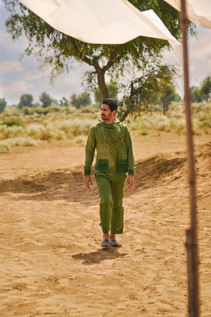 KACHA AAM BANDHANI HOODIE WITH PANTS