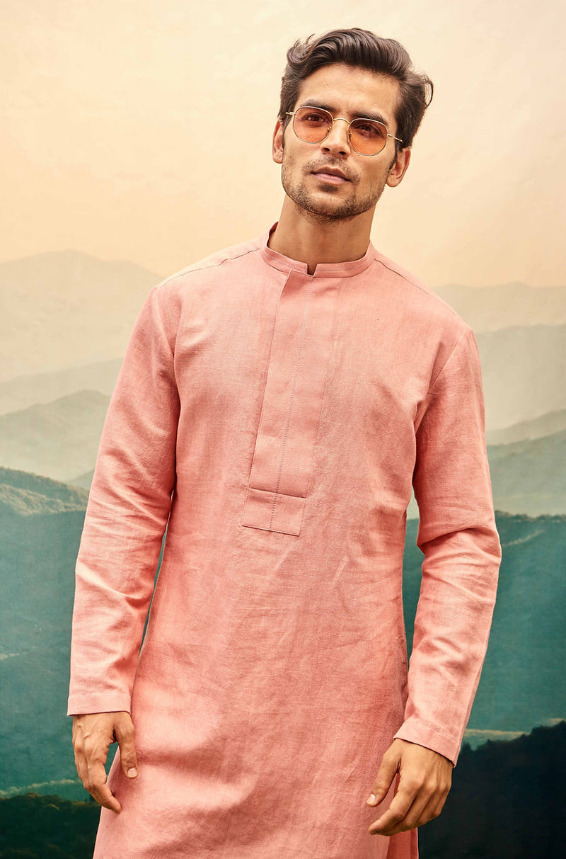 SALMON PINK KURTA SET WITH VERTICAL RED BAND ON BACK