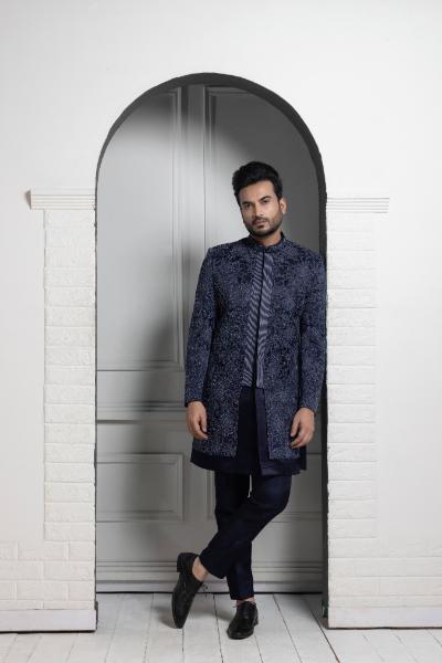 MAJESTIC MIDNIGHT HUES BANDHGALA