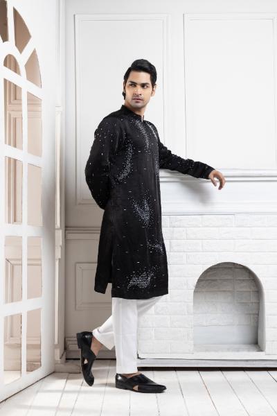 ONYX EMBROIDERED KURTA ENSEMBLE