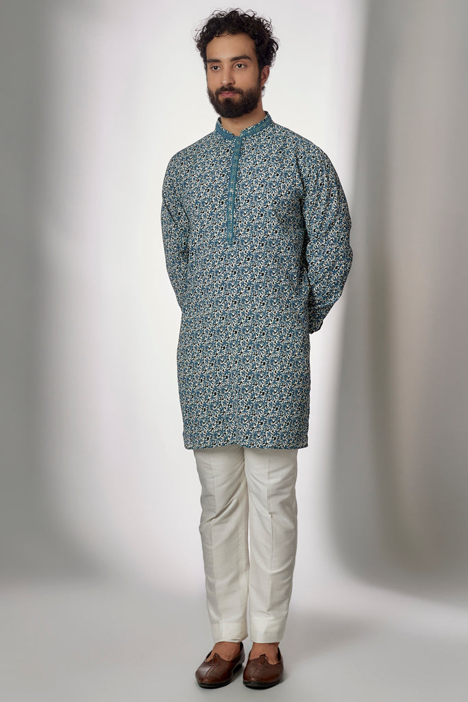 EMBROIDERED CREPE KURTA SET