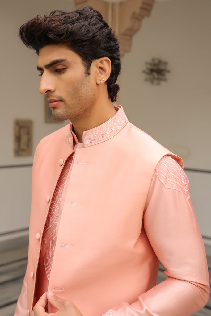 Gulzar Pink Floral Threadwork Bandi