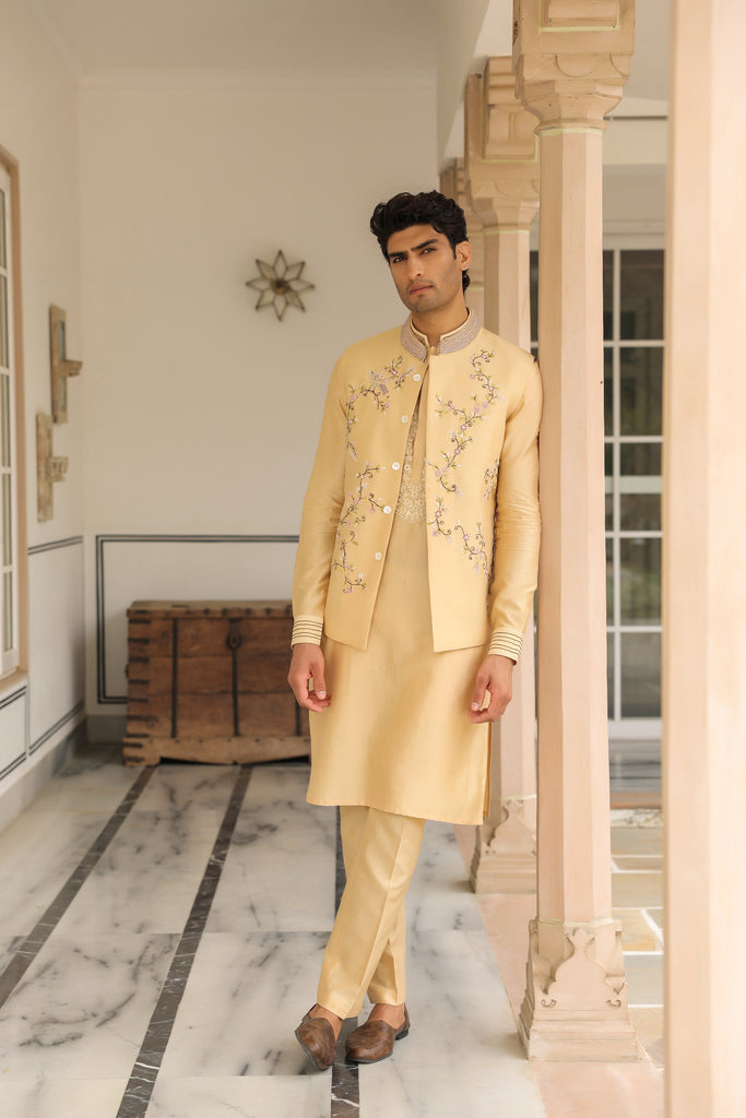 Gulzar Beige Jaal Embroidered Bandi