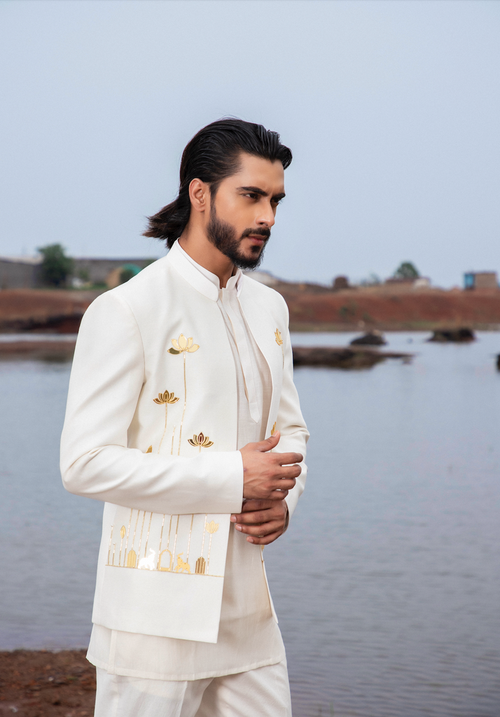 IVORY BLOOM JODHPURI SET