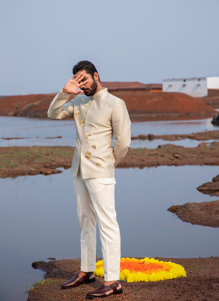 ENCHANTED LOTUS JODHPURI SET