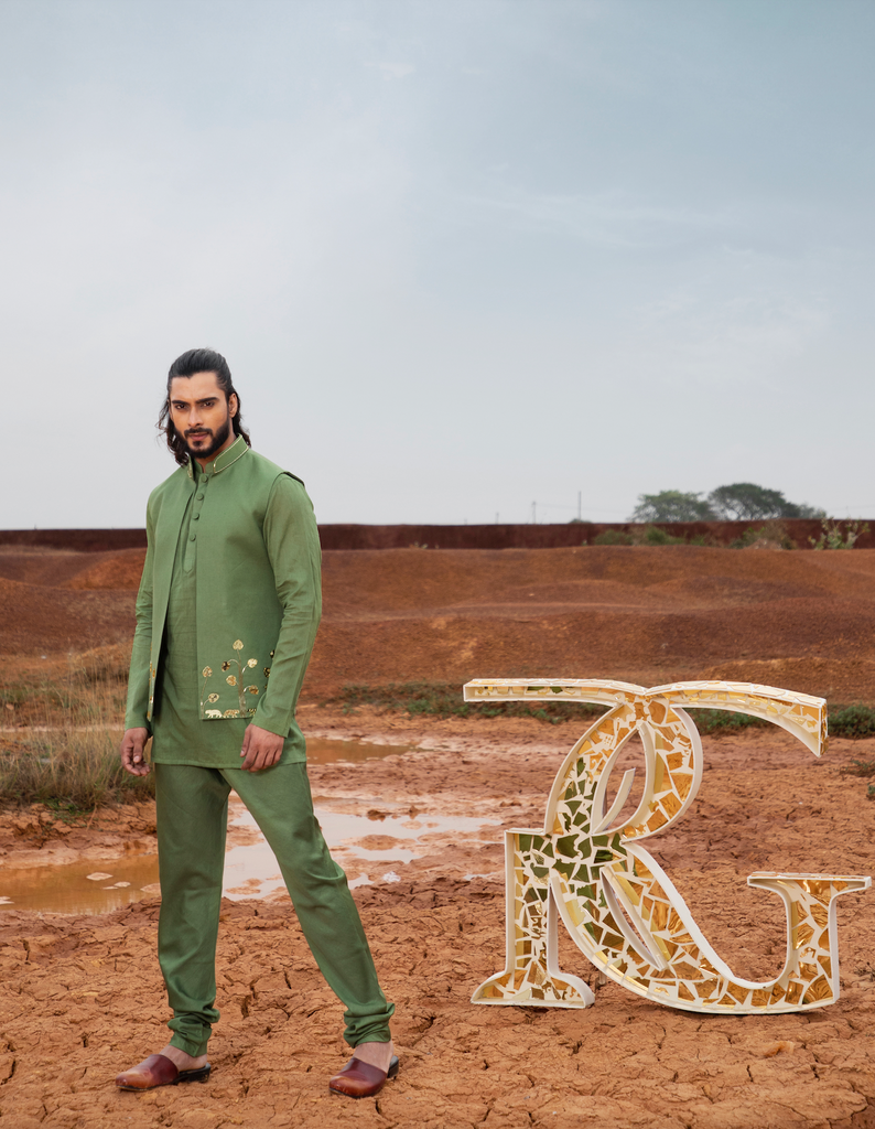 MONSTERA DEEP GREEN BUNDI SET