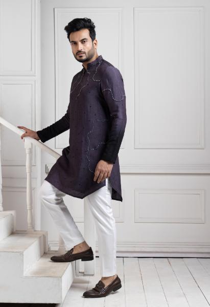 ECLIPSED ELEGANCE EMBROIDERED KURTA