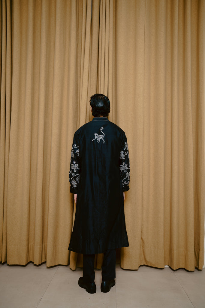 CHARCOAL BLACK CHANDERI HANDLOOM KURTA SET