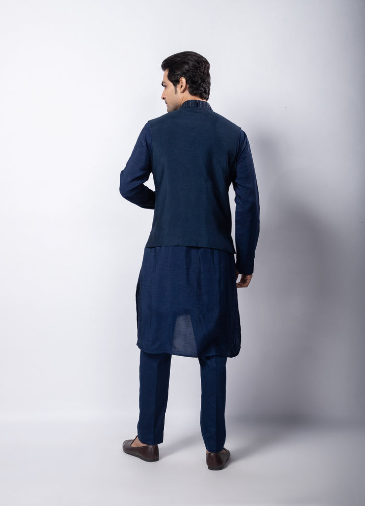 NIRVAAN NEHRU AND YASHAS KURTA SET