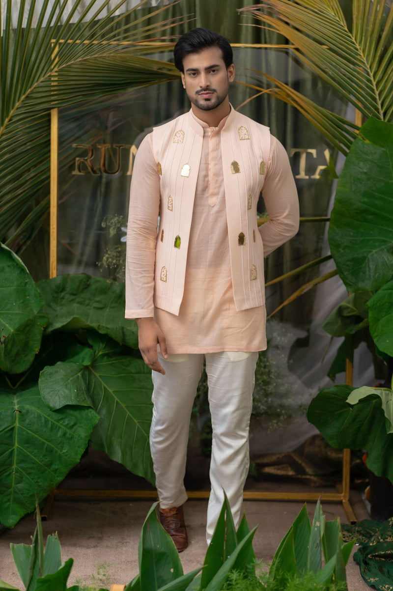 BLUSH PINK BOLD GOLD KHIDKI EMBROIDERD BUNDI