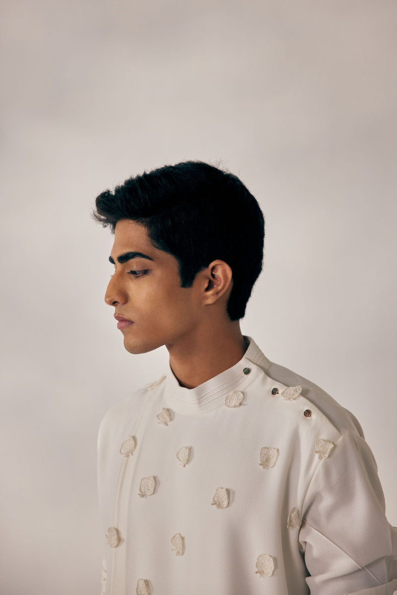 WHITE APPLIQUE KURTA SET