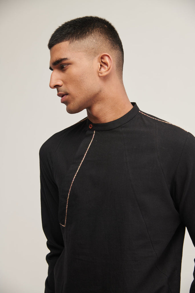 DIAGONAL PLACKET KURTA IN BLACK
