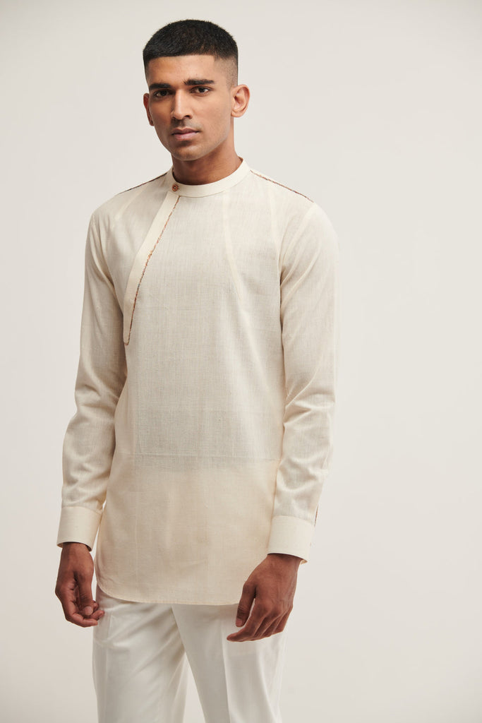 DIAGONAL PLACKET SHORT KURTA IN VANILLA