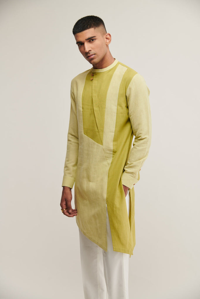 DIAGONAL PLACKET KURTA IN PALE MINT