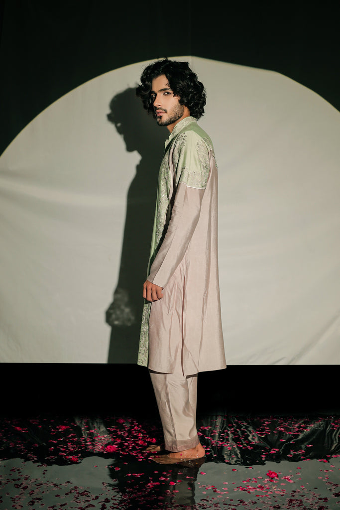 NIVAAR KURTA SET