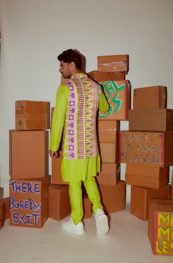 NEON KURTA WITH SHOULDER BUTTONS DETAILNG, STRAIGHT PANTS AND PRINTED BANDI