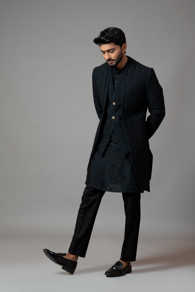 DOUBLE PANEL ACHKAN WITH MOTIF EMBROIDERY WITH KURTA