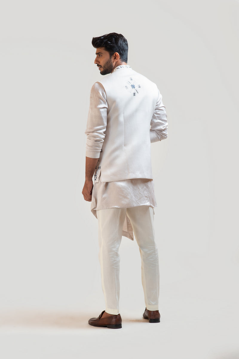 PHULKARI NEHRU WITH CREAMOVERLAPPING EMBROIDERED KURTA SET