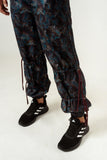 AGITATION PRINT CARGO TROUSERS