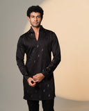 Pyramid Arrow Sally Kurta