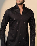 Pyramid Arrow Sally Kurta