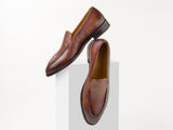 BROWN SIGNATURE SLIP ONS