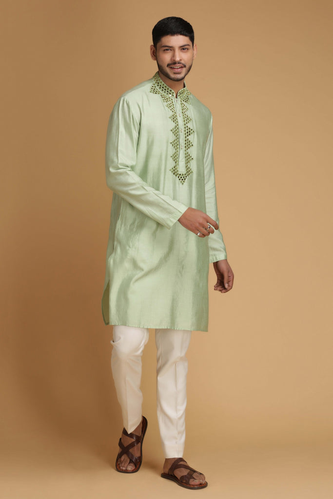Green kurta with pant pyjama